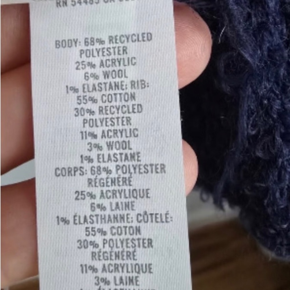 aerie Women's V-Neck Pullover Sweater in Navy - Picture 5 of 9